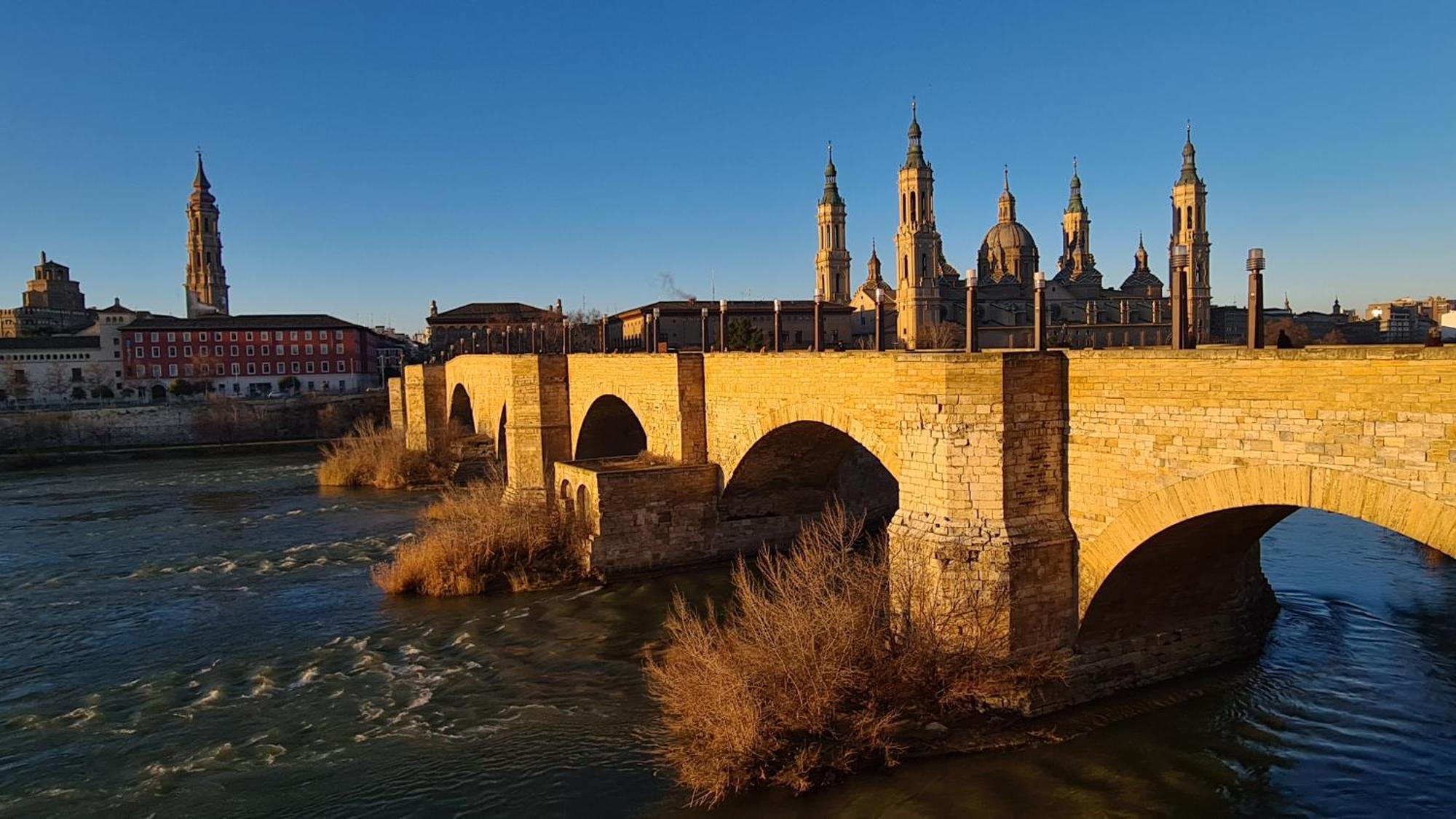 Mirador Del Portillo Zaragoza Exteriör bild