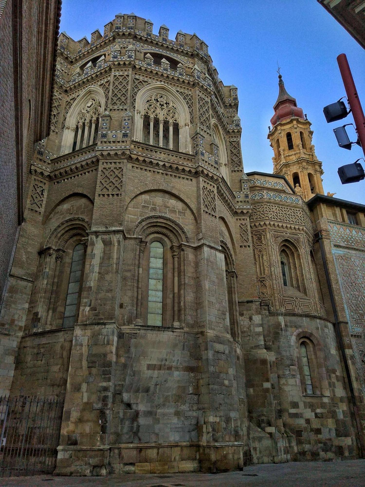 Mirador Del Portillo Zaragoza Exteriör bild